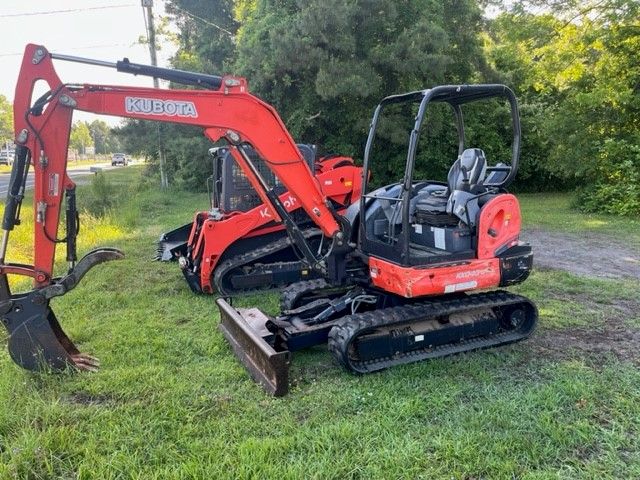 KX040-4 6 way blade,  rops,  Used 983 hours